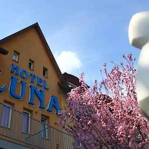Luna *** Budapest